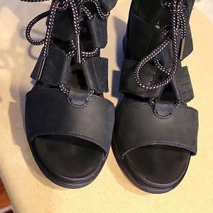 SOREL SANDAL-BOOTIES